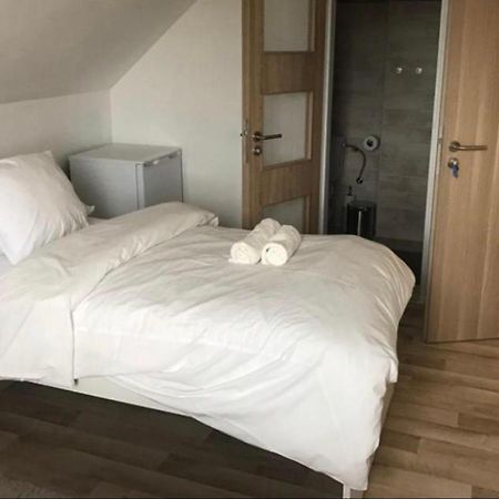 Apartment Oskar Hostka  Zewnętrze zdjęcie